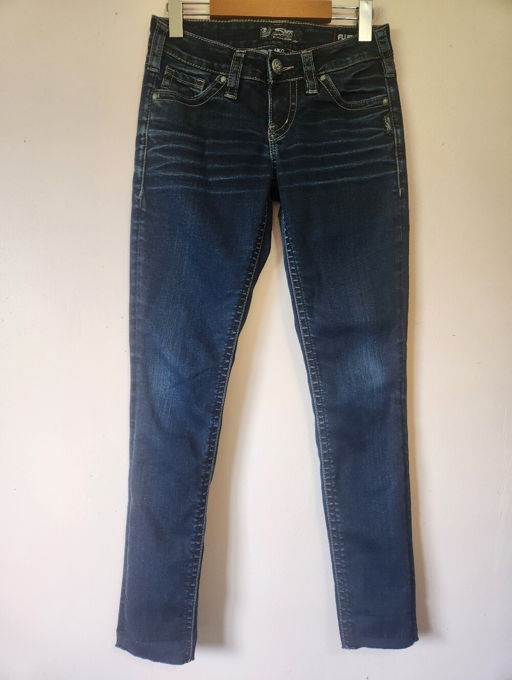 Silver Jeans Co. Aiko Mid Rise Super Skinny Fluid Denim Dark Wash Raw Hem Sz 26